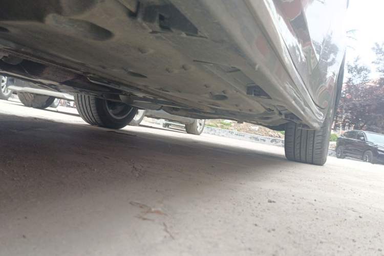 Used Toyota Crown 2010 2.5L Royal Chassis Front Left