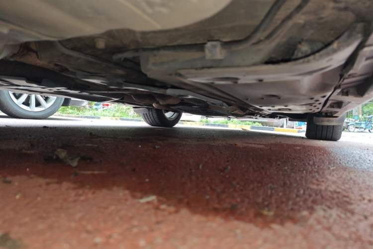 Used Toyota Crown 2010 3.0L Royal Saloon Chassis Front Right