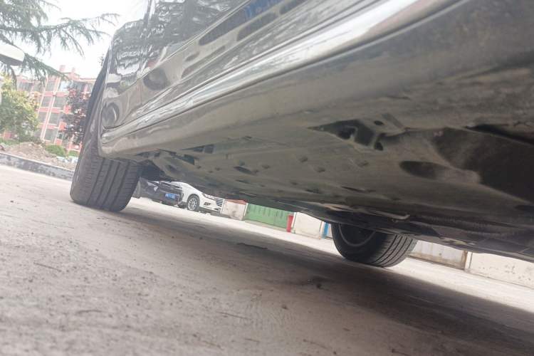 Used Toyota Crown 2010 2.5L Royal Chassis Front Right