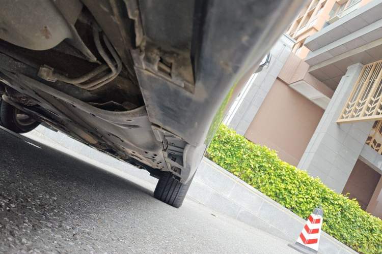 Used Toyota Crown 2010 2.5L Royal Chassis Rear Right