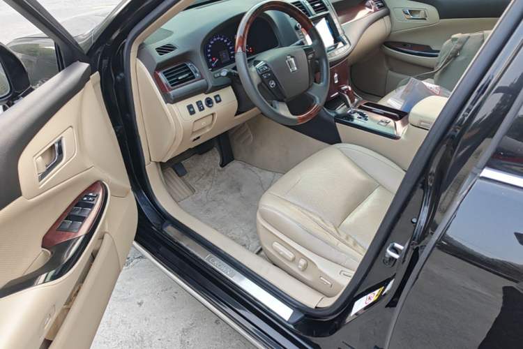 Used Toyota Crown 2010 2.5L Royal Leather Sunroof Edition Driver Seat
