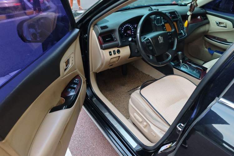 Used Toyota Crown 2010 3.0L Royal Saloon Driver Seat