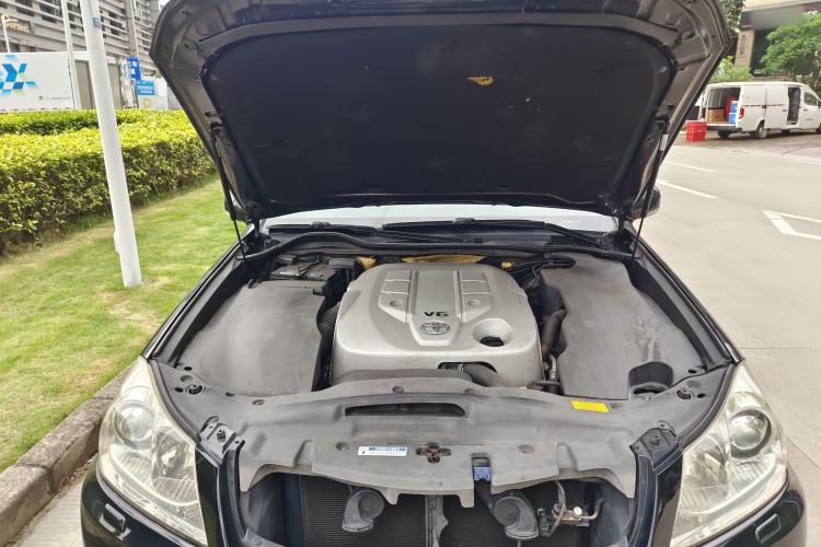 Used Toyota Crown 2010 2.5L Royal Leather Sunroof Navigation Edition Engine Bay