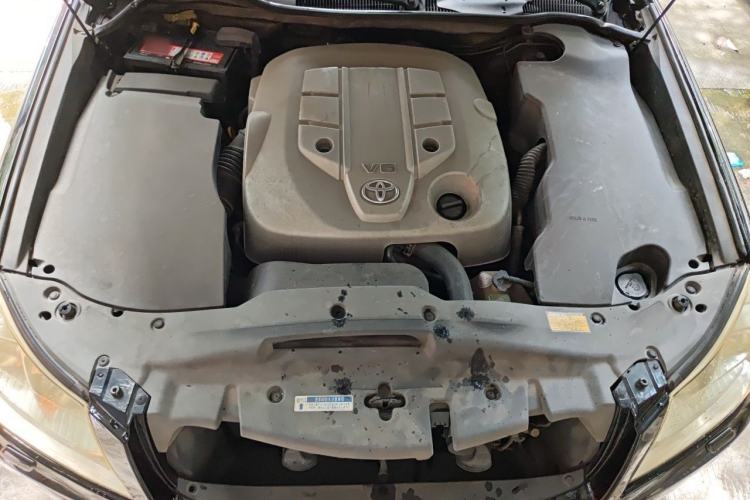 Used Toyota Crown 2010 2.5L Royal Leather Sunroof Navigation Edition Engine Bay