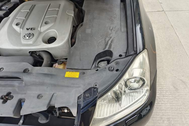 Used Toyota Crown 2010 2.5L Royal Leather Sunroof Navigation Edition Engine Bay Left