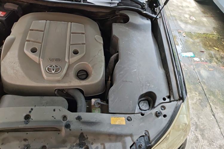 Used Toyota Crown 2010 2.5L Royal Leather Sunroof Navigation Edition Engine Bay Left