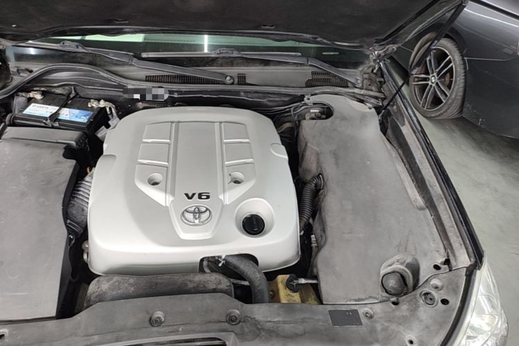 Used Toyota Crown 2010 2.5L Royal Leather Sunroof Edition Engine Bay Left