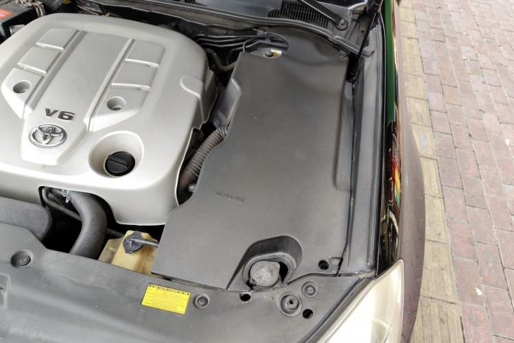 Used Toyota Crown 2010 2.5L Royal Leather Sunroof Edition Engine Bay Left