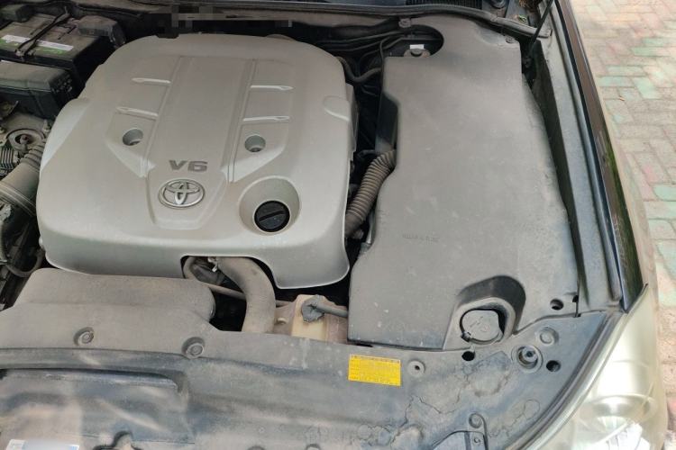 Used Toyota Crown 2010 2.5L Royal Leather Sunroof Edition Engine Bay Left
