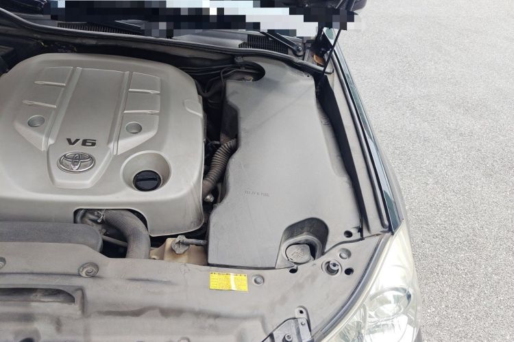 Used Toyota Crown 2010 2.5L Royal Engine Bay Left