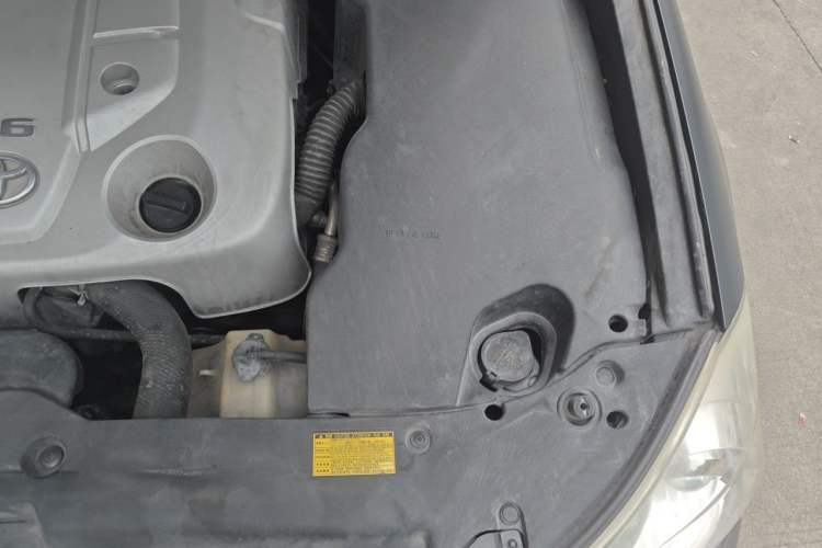 Used Toyota Crown 2010 2.5L Royal Leather Sunroof Edition Engine Bay Left