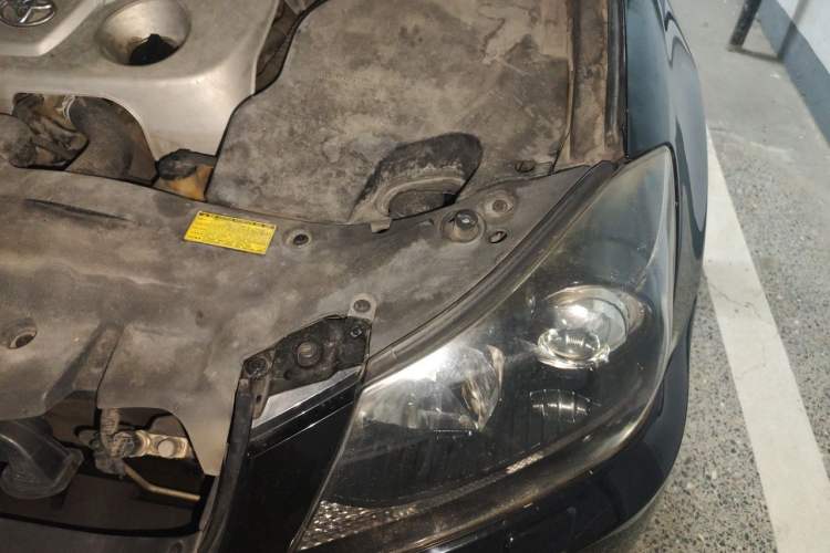 Used Toyota Crown 2010 2.5L Royal Leather Sunroof Navigation Edition Engine Bay Left