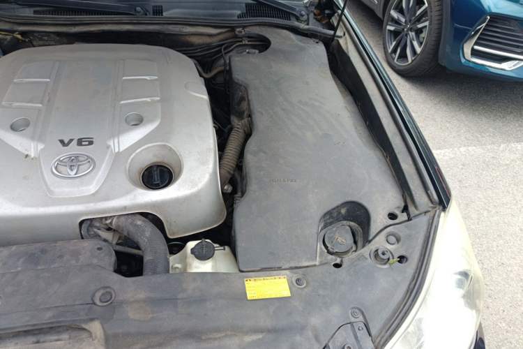 Used Toyota Crown 2010 2.5L Royal Leather Sunroof Edition Engine Bay Left