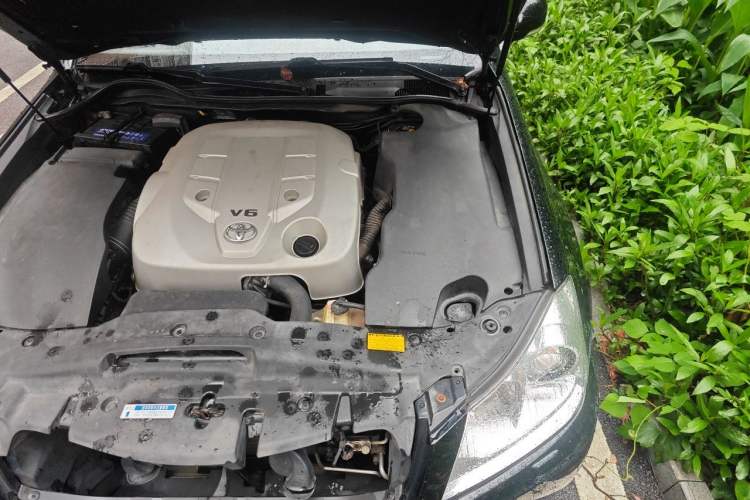 Used Toyota Crown 2010 2.5L Royal Leather Navigation Edition Engine Bay Left