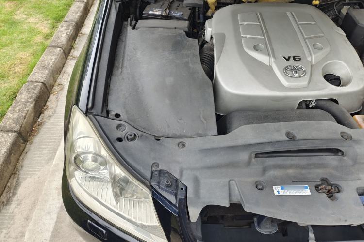 Used Toyota Crown 2010 2.5L Royal Leather Sunroof Navigation Edition Engine Bay Right