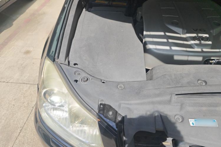 Used Toyota Crown 2010 2.5L Royal Engine Bay Right