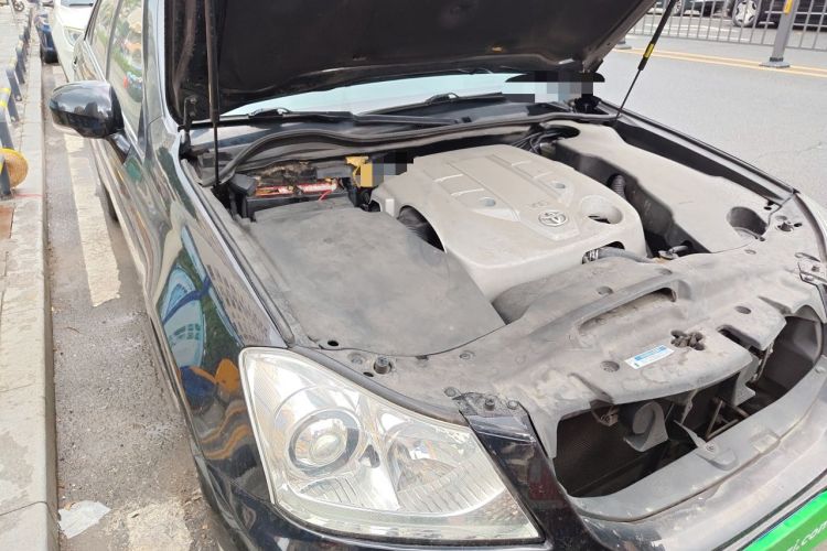 Used Toyota Crown 2010 2.5L Royal Leather Sunroof Navigation Edition Engine Bay Right