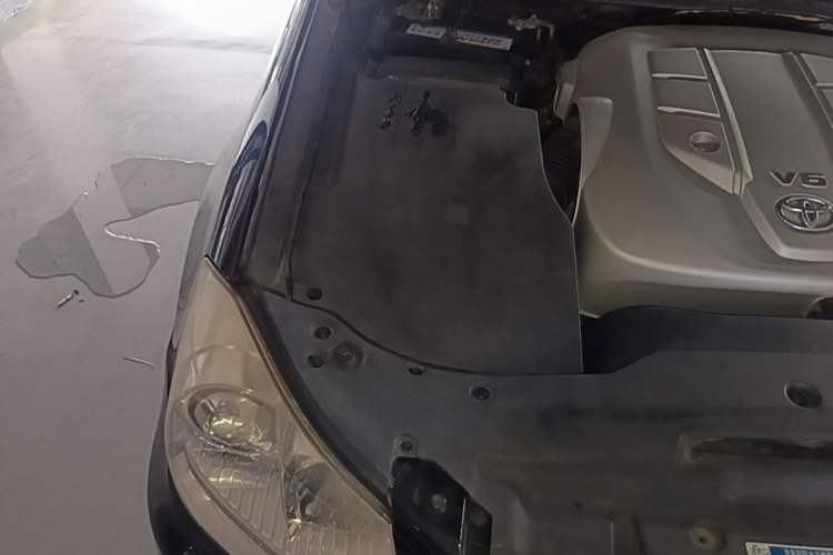 Used Toyota Crown 2010 2.5L Royal Leather Sunroof Navigation Edition Engine Bay Right