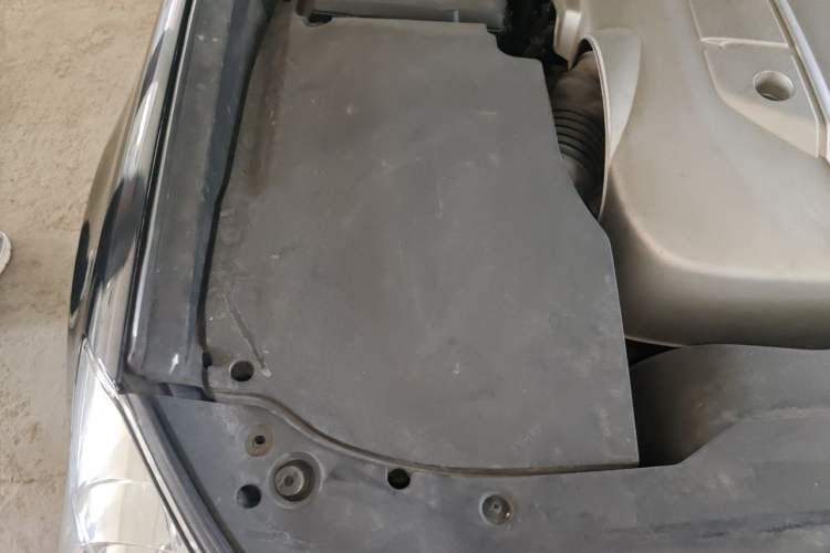 Used Toyota Crown 2010 2.5L Royal Leather Sunroof Navigation Edition Engine Bay Right