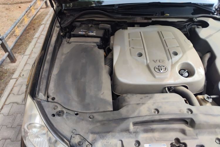 Used Toyota Crown 2010 2.5L Royal Leather Sunroof Edition Engine Bay Right