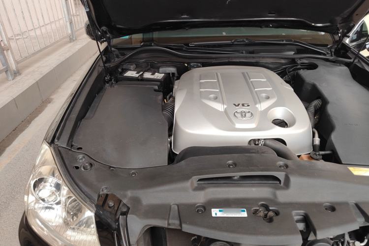 Used Toyota Crown 2010 2.5L Royal Leather Sunroof Edition Engine Bay Right