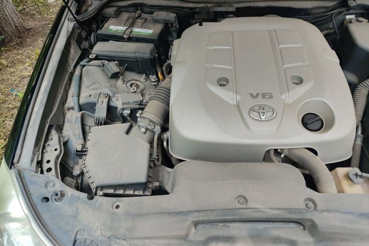 Used Toyota Crown 2010 2.5L Royal Leather Sunroof Edition Engine Bay Right