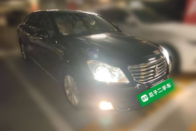 Used Toyota Crown 2010 2.5L Royal Leather Sunroof Edition Front Right 45 Deg