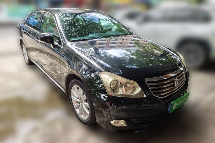 Used Toyota Crown 2010 2.5L Royal Leather Sunroof Navigation Edition Front Right 45 Deg