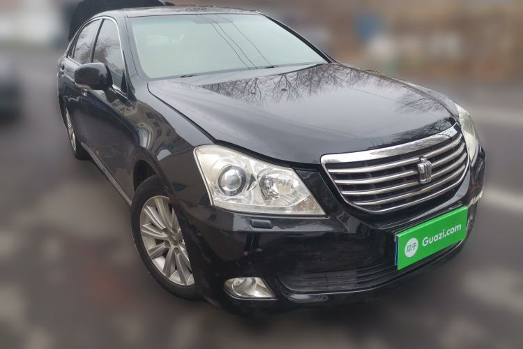 Used Toyota Crown 2010 2.5L Royal Leather Sunroof Edition Front Right 45 Deg