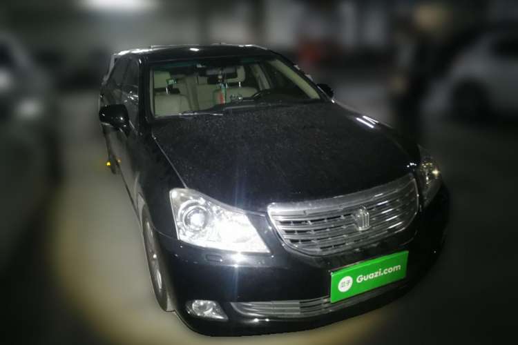 Used Toyota Crown 2010 2.5L Royal Leather Sunroof Edition Front Right 45 Deg