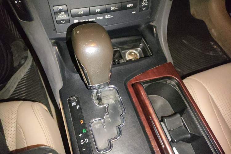 Used Toyota Crown 2010 2.5L Royal Leather Sunroof Edition Gear Lever