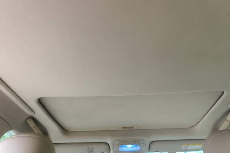 Used Toyota Crown 2010 2.5L Royal Leather Sunroof Navigation Edition Headliner