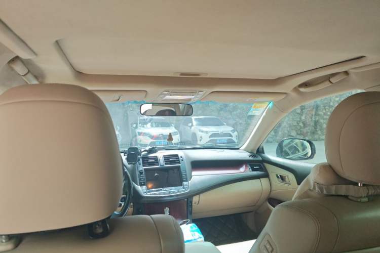 Used Toyota Crown 2010 2.5L Royal Headliner