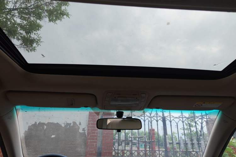 Used Toyota Crown 2010 2.5L Royal Leather Sunroof Edition Headliner