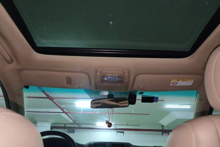 Used Toyota Crown 2010 2.5L Royal Leather Sunroof Navigation Edition Headliner