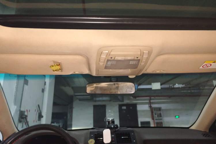 Used Toyota Crown 2010 2.5L Royal Leather Sunroof Navigation Edition Headliner