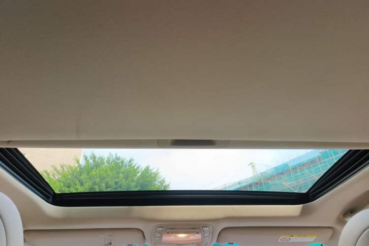 Used Toyota Crown 2010 2.5L Royal Leather Sunroof Navigation Edition Headliner