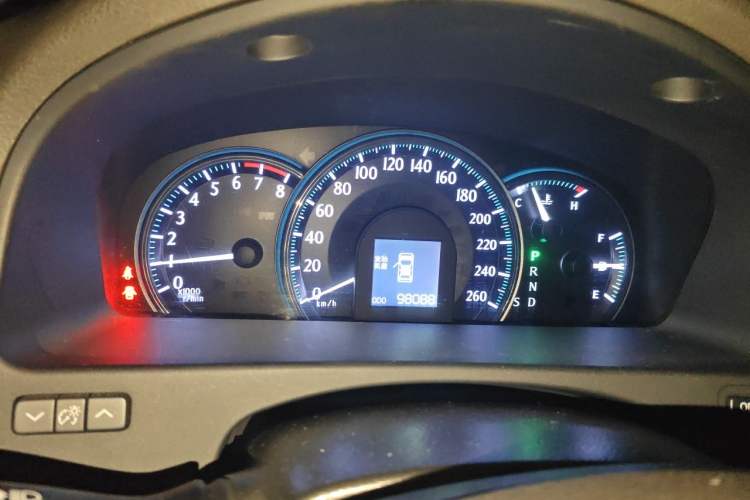 Used Toyota Crown 2010 2.5L Royal Instrument Cluster
