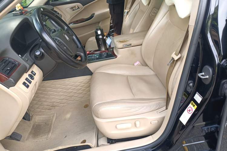 Used Toyota Crown 2010 2.5L Royal Leather Sunroof Navigation Edition Left Front Seat