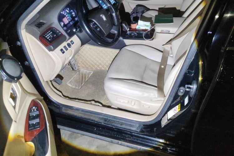 Used Toyota Crown 2010 2.5L Royal Leather Sunroof Navigation Edition Left Front Seat