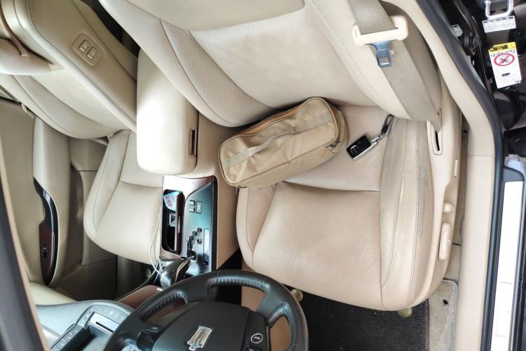 Used Toyota Crown 2010 2.5L Royal Leather Sunroof Edition Left Front Seat