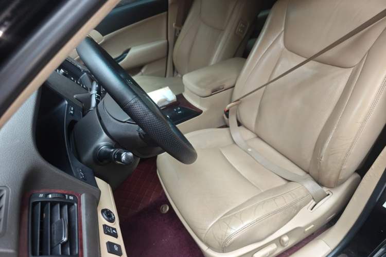 Used Toyota Crown 2010 2.5L Royal Leather Navigation Edition Left Front Seat