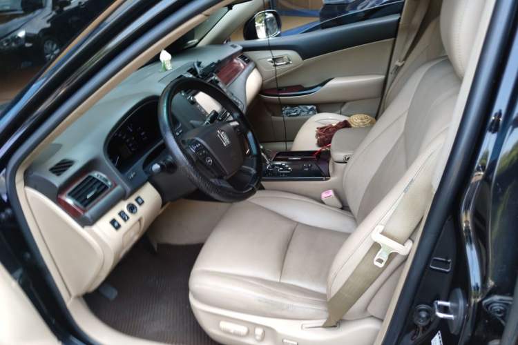 Used Toyota Crown 2010 2.5L Royal Leather Sunroof Navigation Edition Left Front Seat