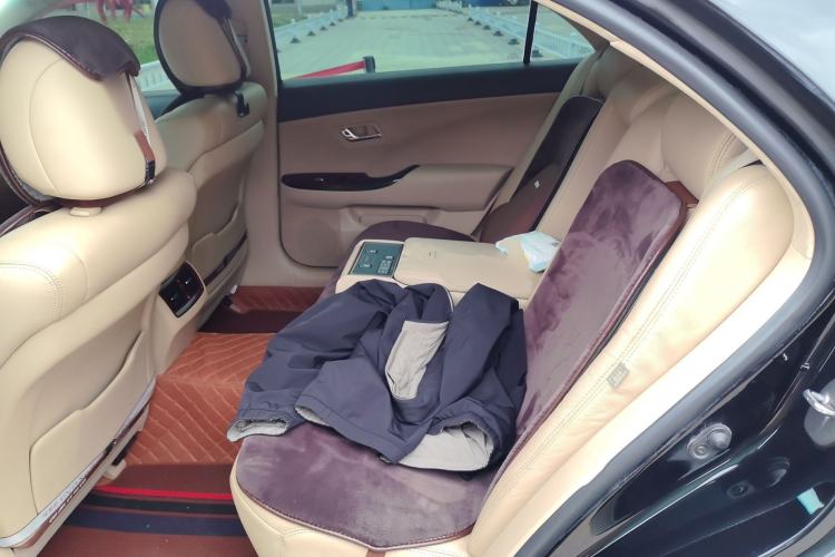 Used Toyota Crown 2010 2.5L Royal Leather Sunroof Edition Left Rear Seat