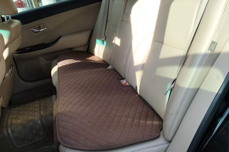 Used Toyota Crown 2010 2.5L Royal Leather Navigation Edition Left Rear Seat