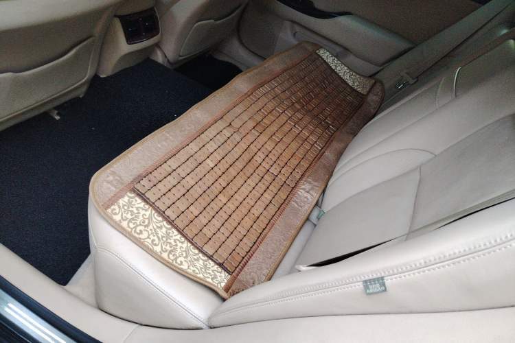 Used Toyota Crown 2010 2.5L Royal Leather Sunroof Navigation Edition Left Rear Seat