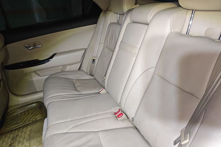 Used Toyota Crown 2010 2.5L Royal Leather Sunroof Navigation Edition Left Rear Seat