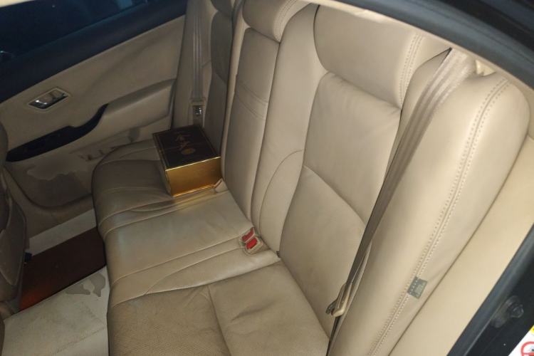 Used Toyota Crown 2010 2.5L Royal Leather Sunroof Navigation Edition Left Rear Seat