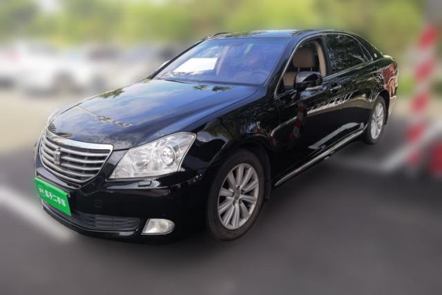 Toyota Crown 2010 2.5L Royal Leather Navigation Edition مستعملة