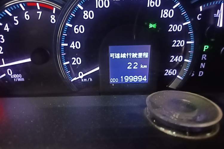 Used Toyota Crown 2010 2.5L Royal Leather Sunroof Navigation Edition Odometer Close Up
